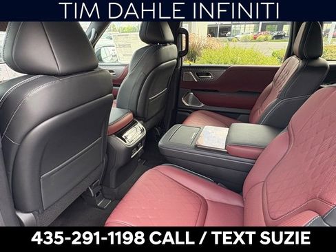New 2026 INFINITI QX80 Autograph w/ Premium Cargo Package image 14