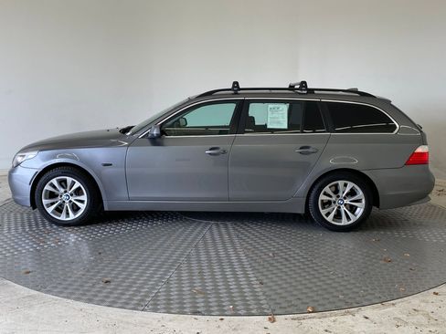 Used 2010 BMW 535i xDrive Wagon image 2
