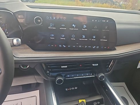 New 2026 Chevrolet Suburban High Country image 12