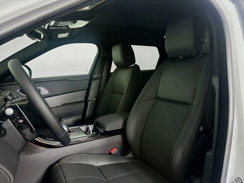 Used 2026 Land Rover Range Rover Velar S image 22