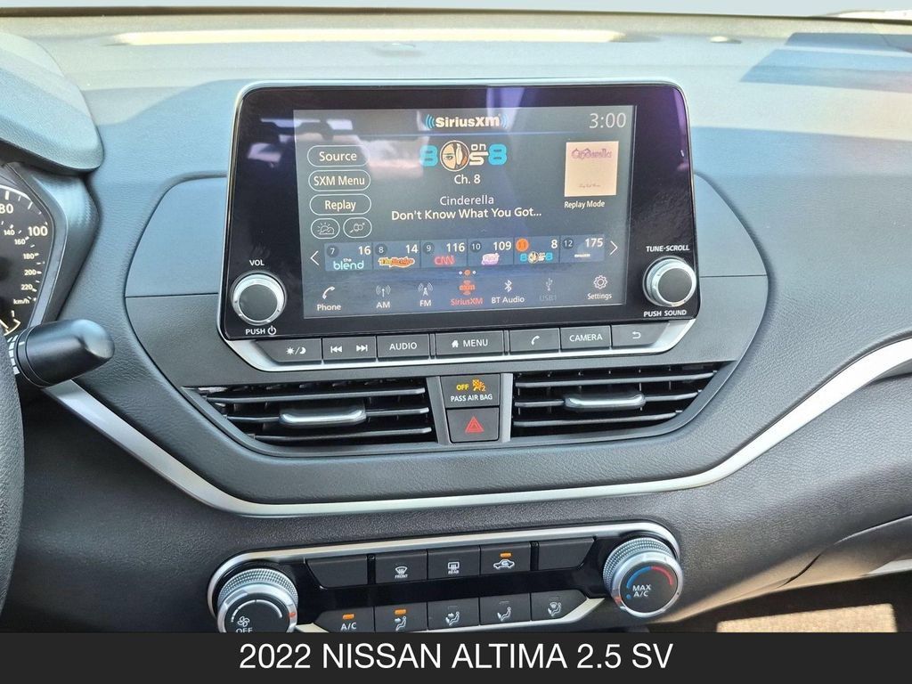 Used 2022 Nissan Altima 2.5 SV FWD image 25