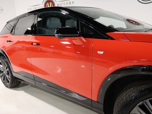 Used 2025 Cadillac Optiq Sport 2 w/ LPO, Floor Liner Package image 80