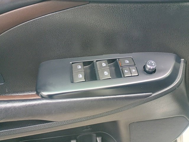 Used 2017 Toyota Highlander XLE AWD/4WD image 24