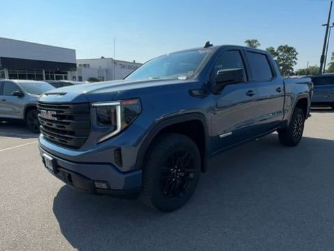 New 2026 GMC Sierra 1500 Elevation image 4