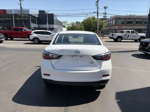 Used 2016 Scion iA FWD image 7