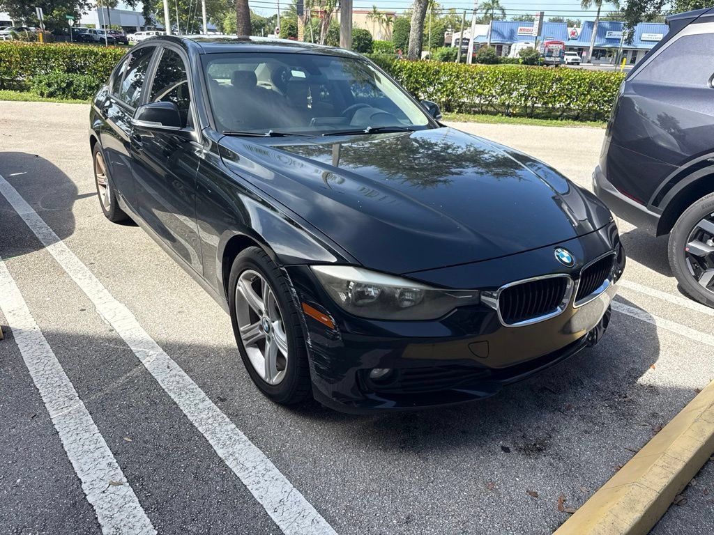 Used 2015 BMW 320i Sedan RWD image 3