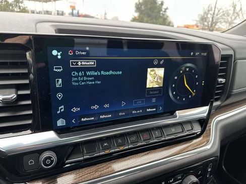 Certified 2025 Chevrolet Silverado 1500 LT image 18