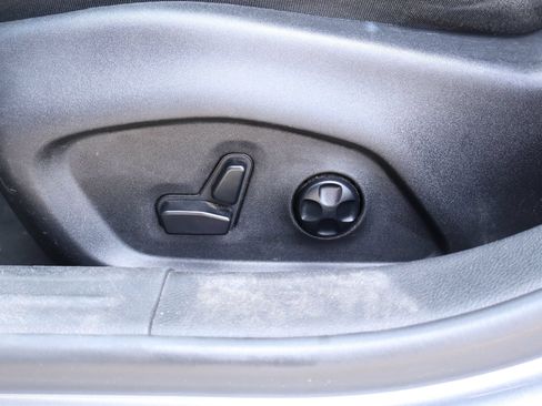 Used 2018 Jeep Compass Limited w/ Safe & Security Group AWD/4WD image 24
