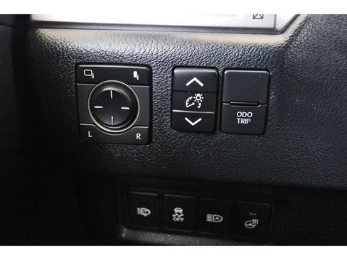 Used 2023 Lexus GX 460 Premium AWD/4WD image 21