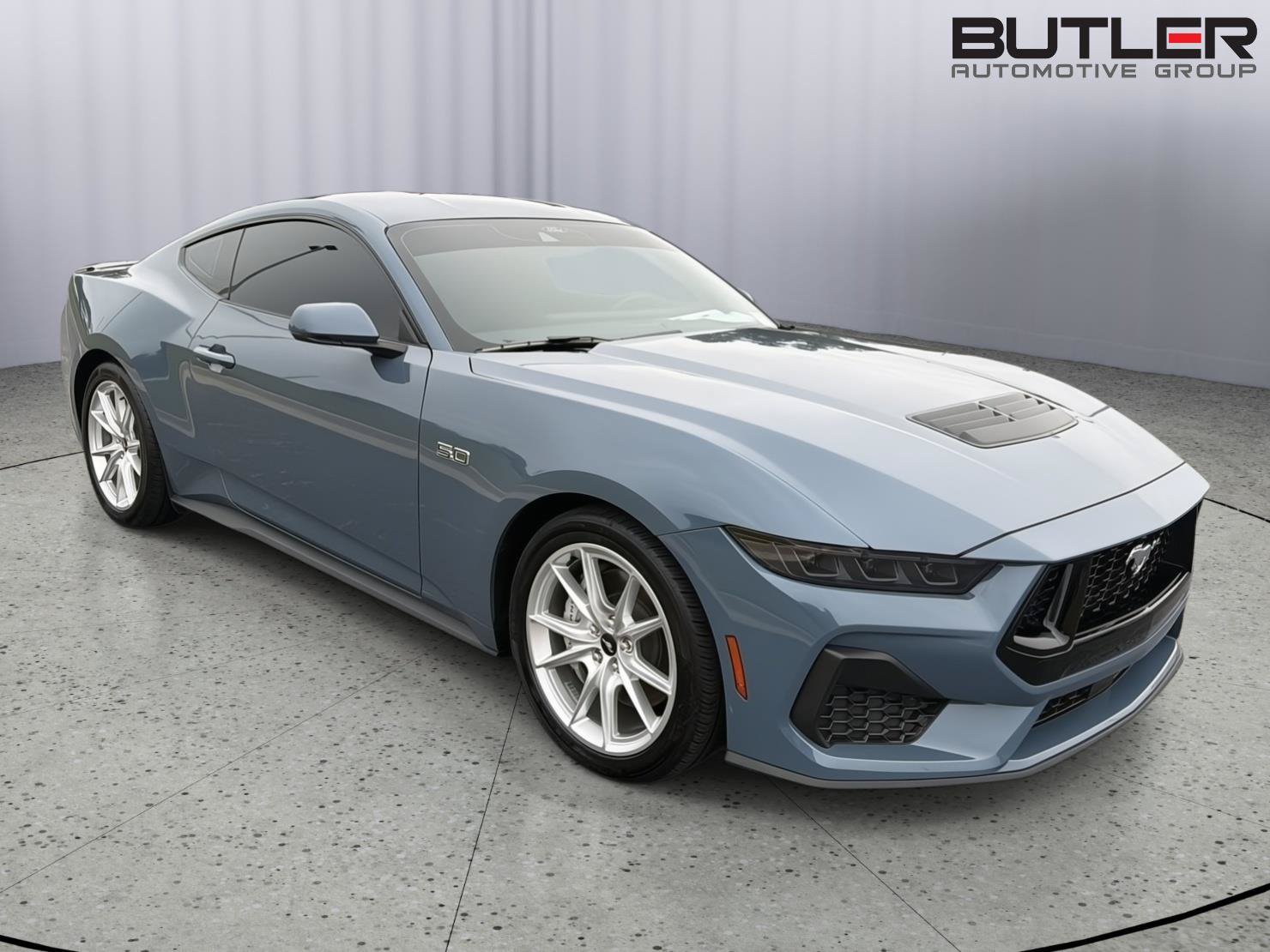 Used 2025 Ford Mustang GT Premium RWD image 8