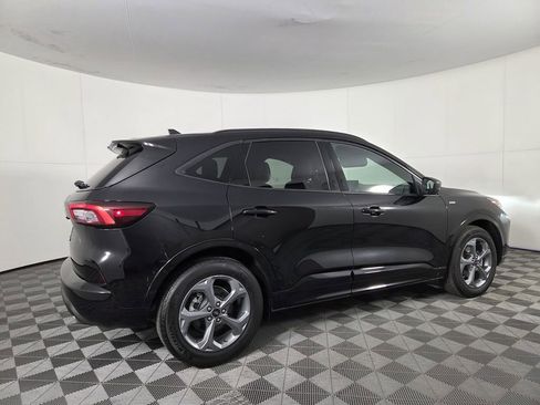 Used 2024 Ford Escape ST-Line image 3