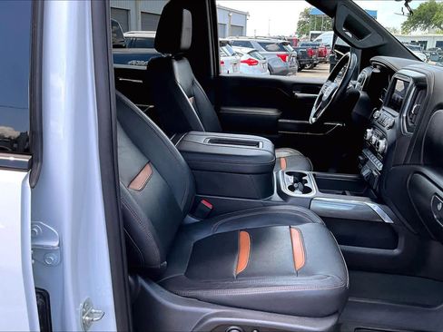 Used 2021 GMC Sierra 2500 AT4 AWD/4WD image 9