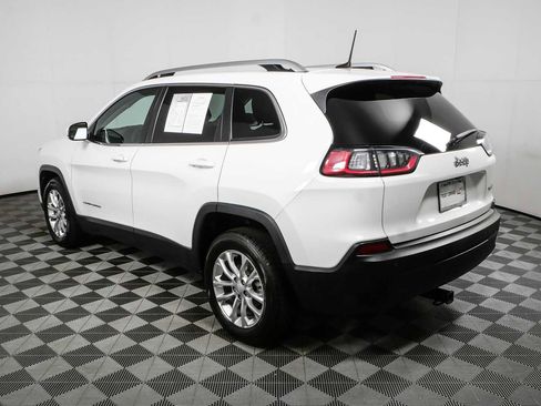 Used 2019 Jeep Cherokee Latitude w/ Popular Appearance Group FWD image 27