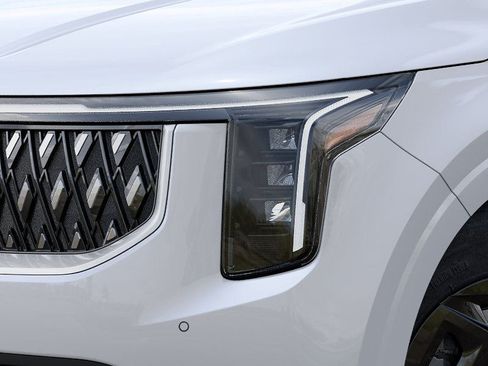 New 2026 Kia Carnival LX FWD image 10