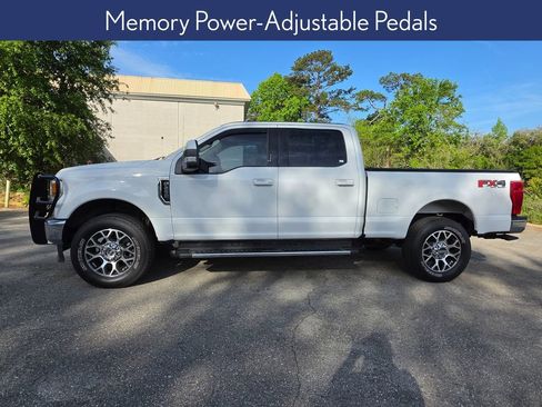 Used 2020 Ford F250 Lariat w/ Lariat Value Package image 12