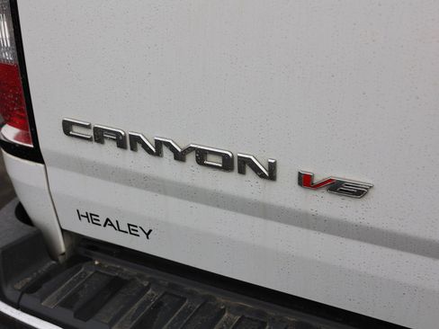 Used 2019 GMC Canyon SLT w/ Driver Alert Package image 13