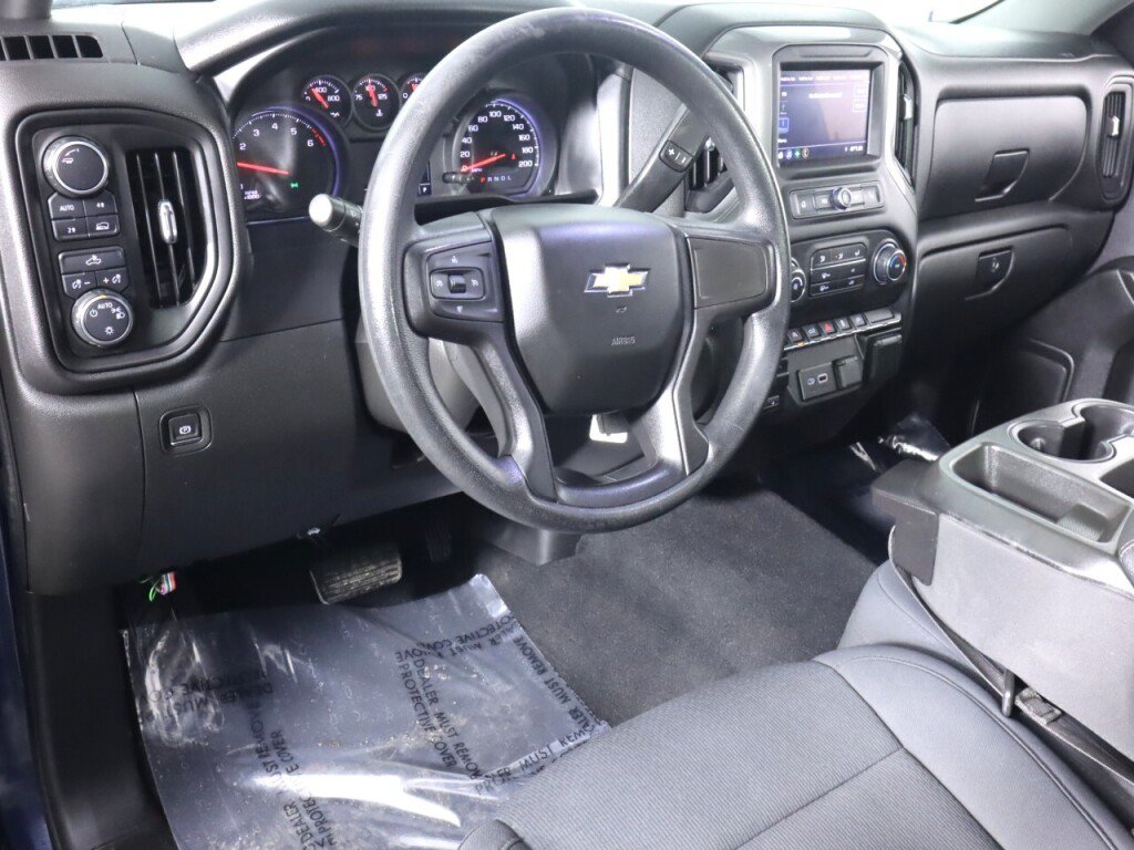 Used 2021 Chevrolet Silverado 1500 Custom w/ LPO, Dark Essentials Package AWD/4WD image 9
