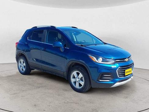 Used 2020 Chevrolet Trax LT AWD/4WD image 7