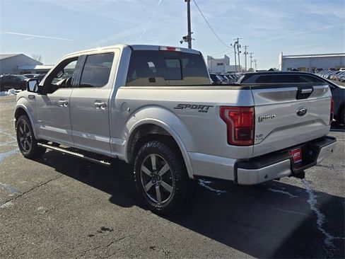 Used 2017 Ford F150 XLT w/ Equipment Group 302A Luxury image 5
