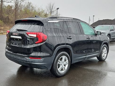 Certified 2023 GMC Terrain SLE w/ Driver Convenience Package image 6