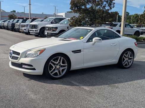 Used 2014 Mercedes-Benz SLK 250 image 8