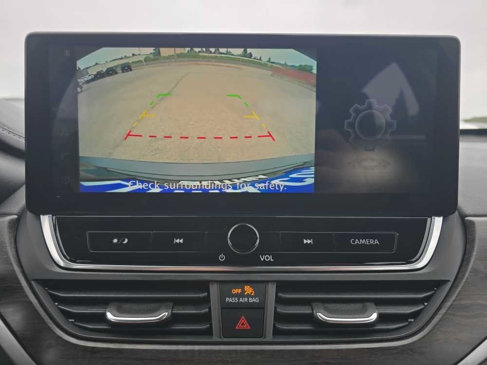 Used 2023 Nissan Altima 2.5 SV w/ SV Premium Package FWD image 19