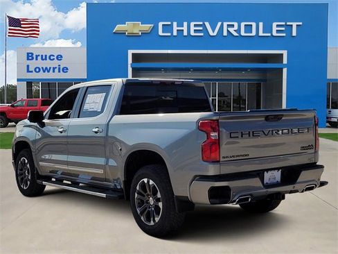 New 2026 Chevrolet Silverado 1500 High Country w/ Technology Package image 3