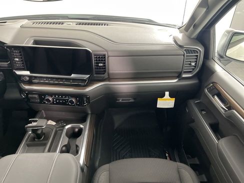 New 2026 Chevrolet Silverado 1500 RST AWD/4WD image 15