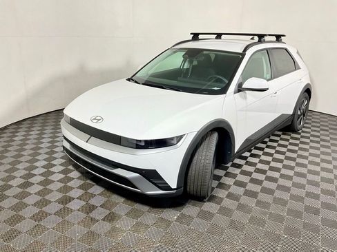 New 2025 Hyundai Ioniq 5 SEL image 11