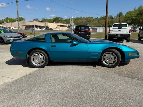 Used 1994 Chevrolet Corvette Coupe RWD image 7