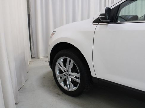 Used 2013 Ford Edge Limited FWD image 29