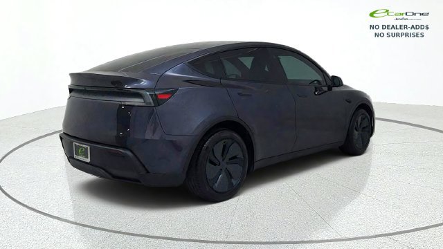 Used 2026 Tesla Model Y Long Range RWD image 8