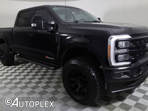 Used 2023 Ford F250 Lariat w/ Lariat Ultimate Package AWD/4WD image 3
