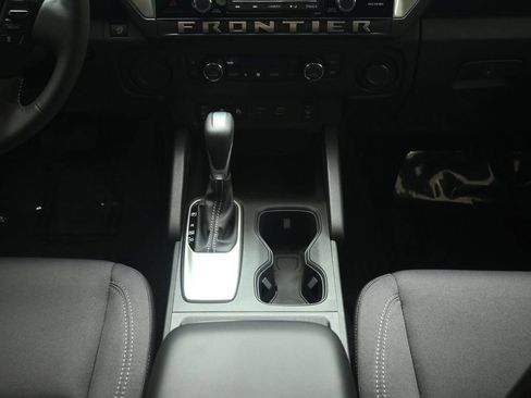Used 2026 Nissan Frontier SV w/ SV Convenience Package RWD image 36