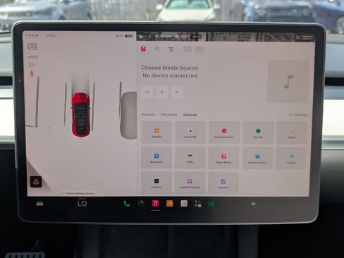 Used 2024 Tesla Model Y Performance AWD/4WD image 18