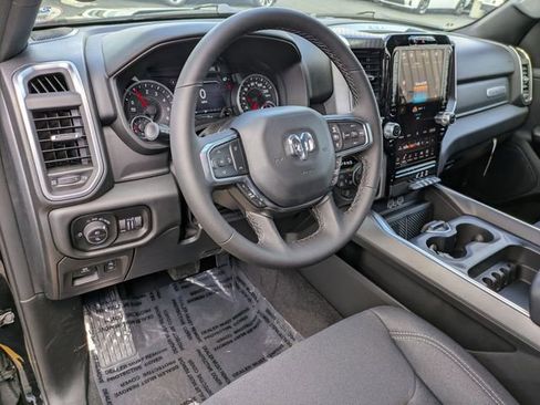 New 2026 RAM 1500 4x4 Crew Cab image 9