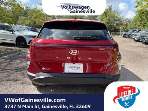 Used 2025 Hyundai Kona SEL AWD/4WD image 5