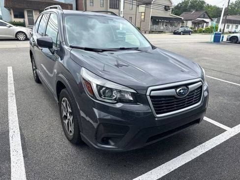 Used 2020 Subaru Forester Premium w/ Popular Package #1 AWD/4WD image 2