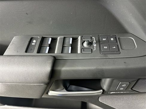 New 2026 Land Rover Defender 110 S image 19