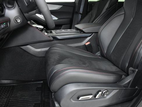 Used 2025 Acura MDX A-Spec image 13