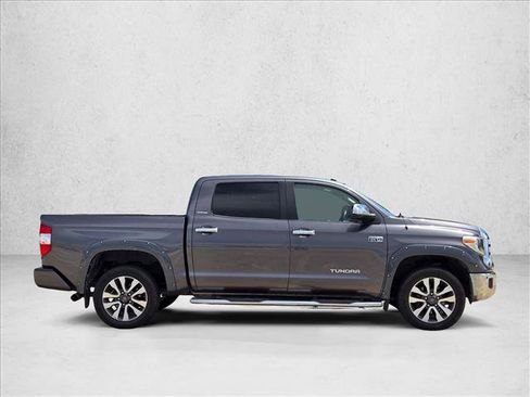 Used 2019 Toyota Tundra Limited w/ Limited Premium Package AWD/4WD image 4