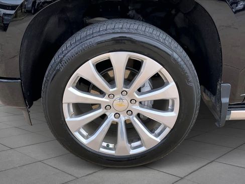 Used 2024 Chevrolet Silverado 1500 High Country w/ High Country Premium Package image 11