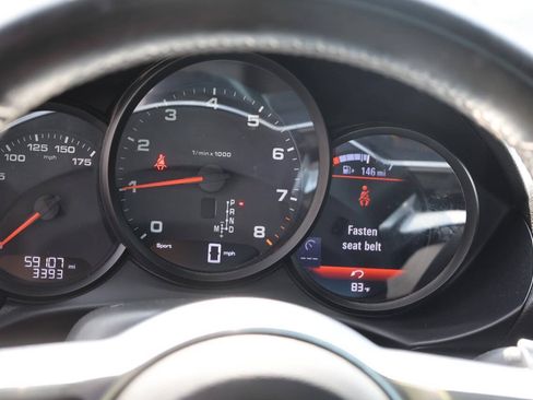Used 2019 Porsche 718 Cayman RWD image 16