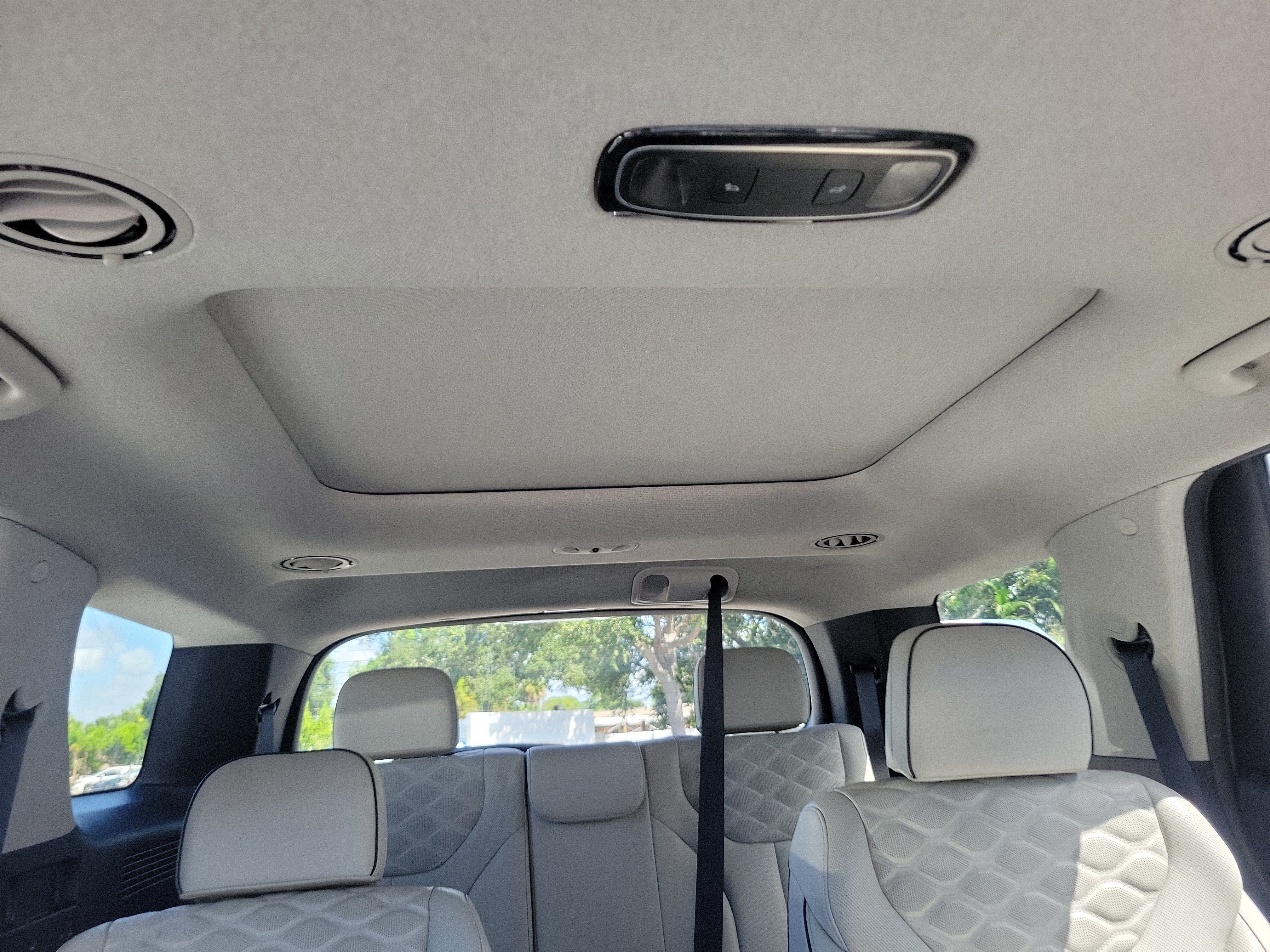 Used 2022 Hyundai Palisade Limited FWD image 18