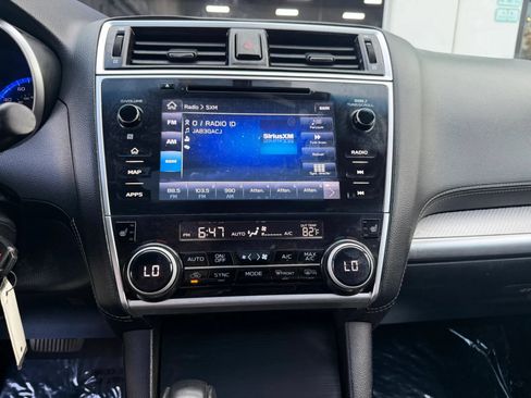 Used 2018 Subaru Outback 2.5i Premium AWD/4WD image 36