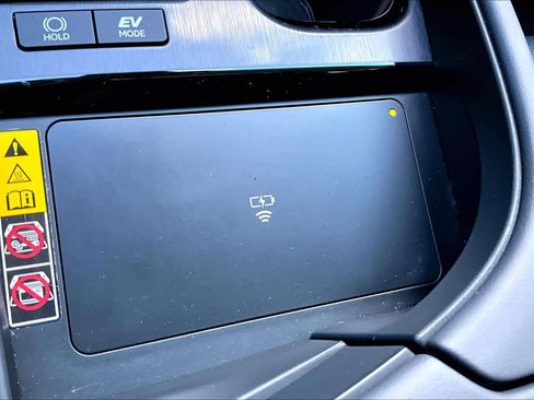 Used 2025 Lexus ES 300h w/ Premium Package FWD image 33