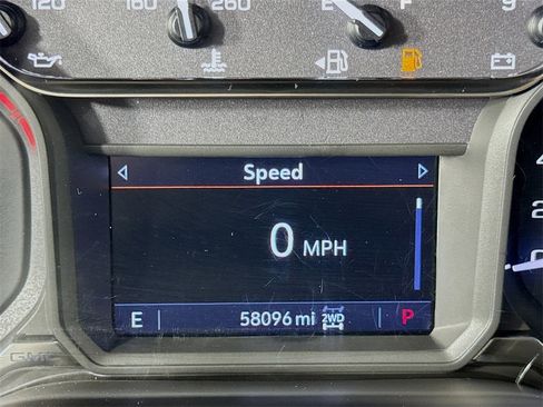 Used 2020 GMC Sierra 1500 Elevation w/ Elevation Value Package image 27