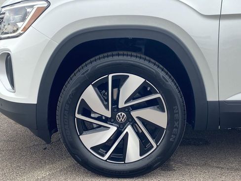 New 2026 Volkswagen Atlas SE image 6