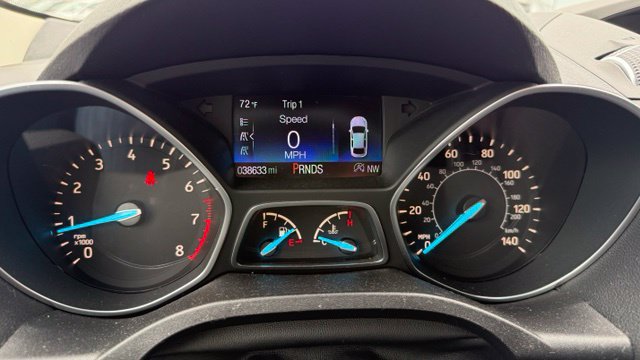 Used 2017 Ford Escape SE AWD/4WD image 33