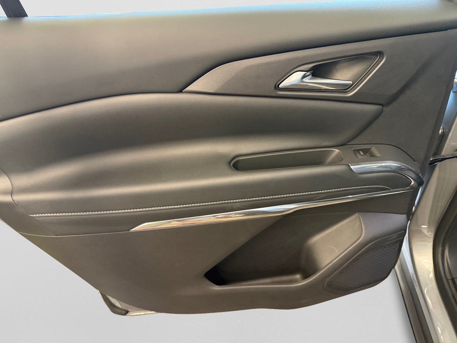Used 2026 Chevrolet Traverse LT FWD image 20